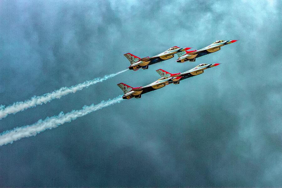 USAF Thunderbirds Photograph by Bill Gallagher