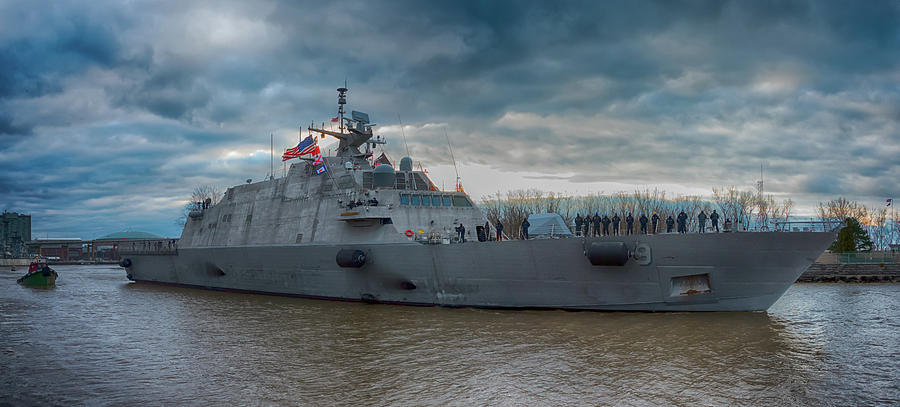 USS Little Rock LCS9 Photograph by Guy Whiteley