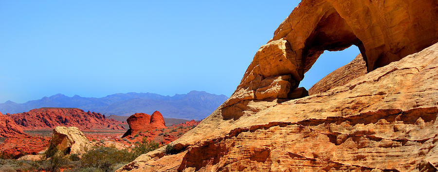 Valley of Fire Arch Photograph by Brook Burling