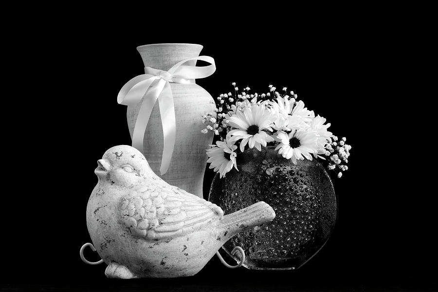 Vase, Bird And Daisies Photograph by Sandra Foster