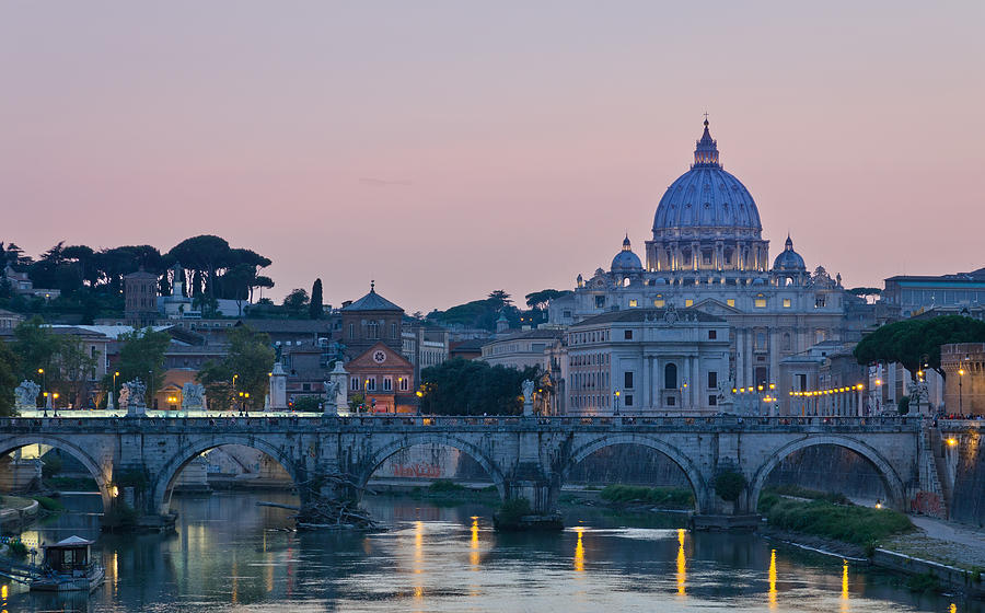 Michelangelo Photograph - Vatican City at Sunset by Pablo Lopez