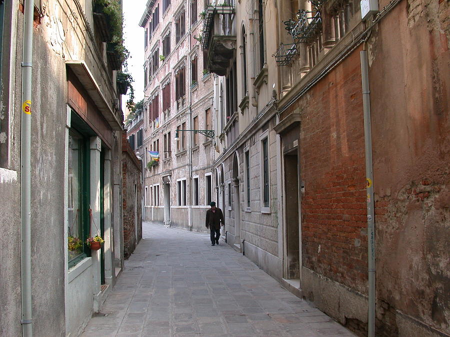 Venetian Alley Photograph by Aggy Duveen