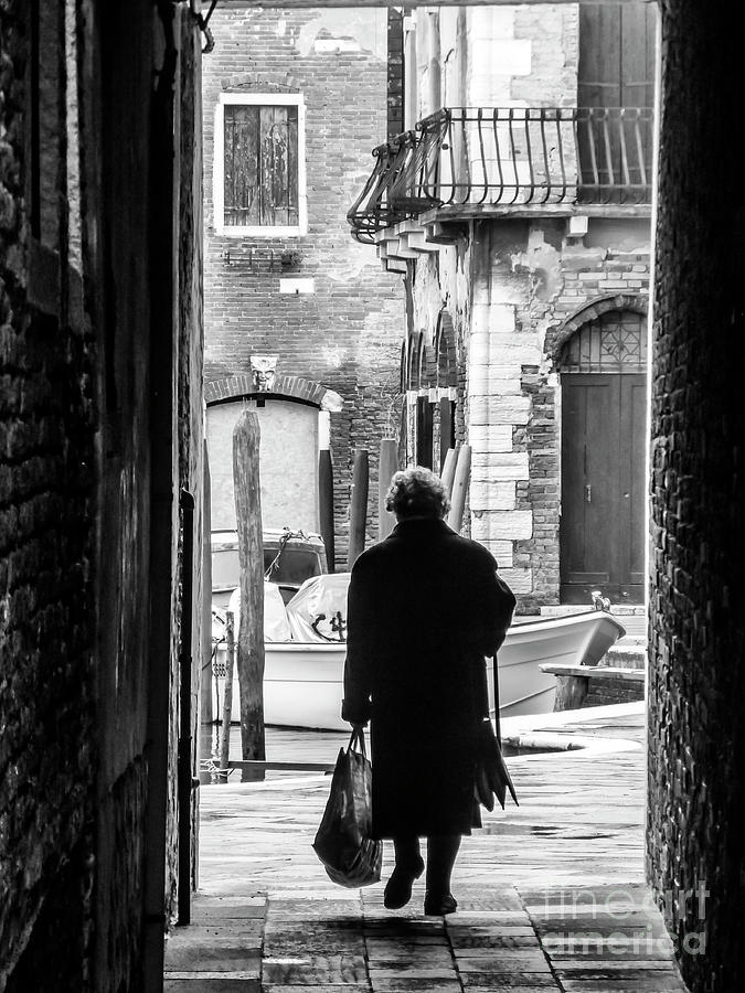 Venetian Silhoutte Lady Photograph by Paul Warburton