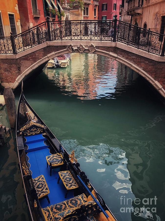 Venezia Photograph by Diana Rajala