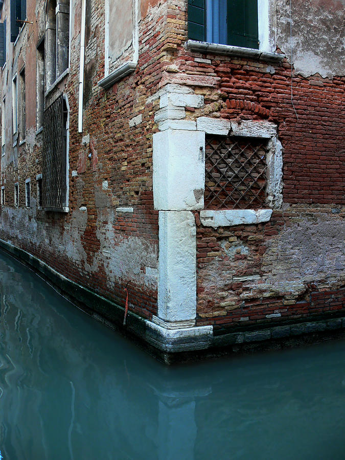 Venice-20 Photograph by Valeriy Mavlo
