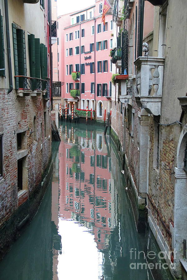 Venice Canal  9385 Photograph by Jack Schultz