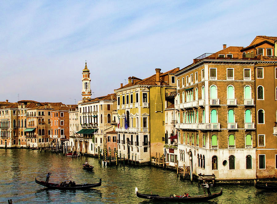 Venice Canal Italy Photograph by Linda Pulvermacher - Fine Art America