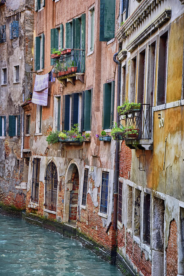 Venice Color 3 Photograph by Roberta Kayne