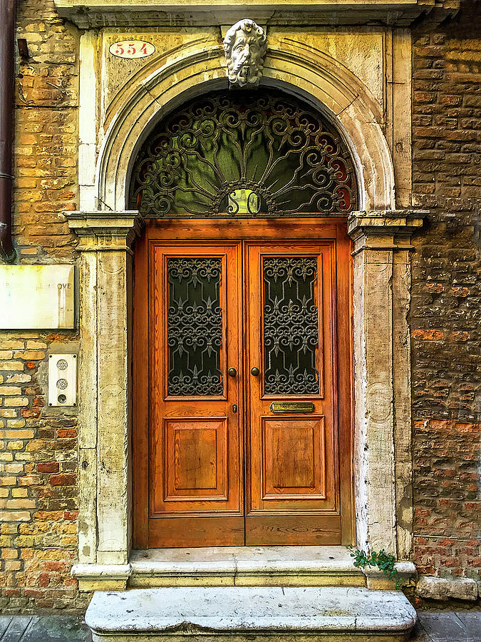 Architecture Photograph - Venice Entry Way by Andrew Soundarajan