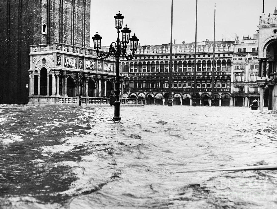 Venice: Flood, 1966 Photograph by Granger