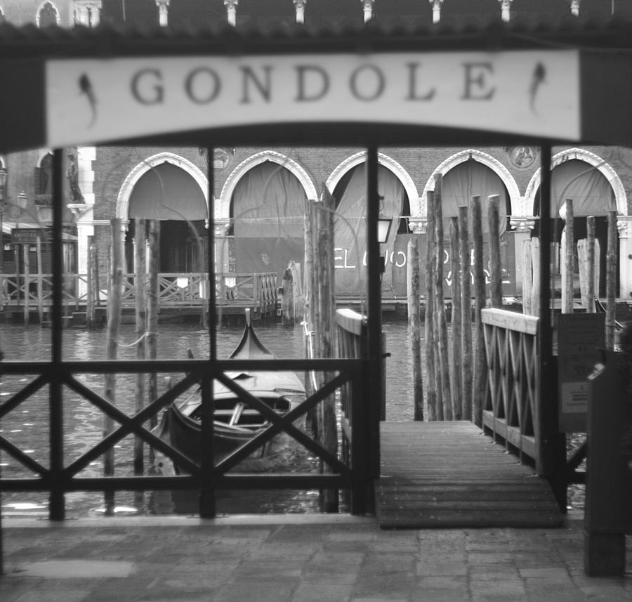 Venice Gondola And The Rialto Market Photograph by Suzanne Powers
