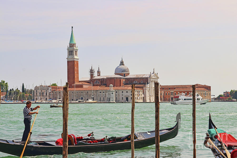 Venice Gondolier 9254 Photograph by Jack Schultz