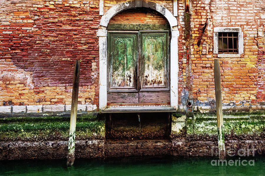 Brick Photograph - Venice Green Door House by M G Whittingham