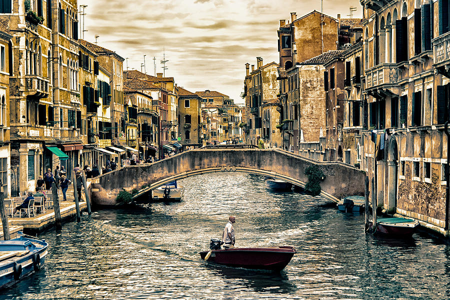 Boat Photograph - venice, Italy by Nir Roitman