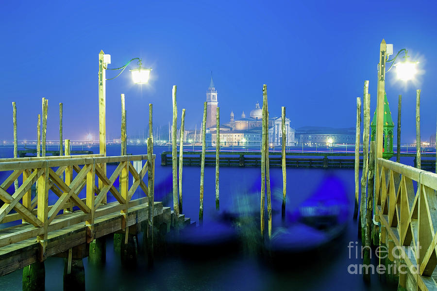 Italia Photograph - Venice lagoon at dusk by Damian Davies Italia Photograph - Venice lagoon at dusk by Damian Davies