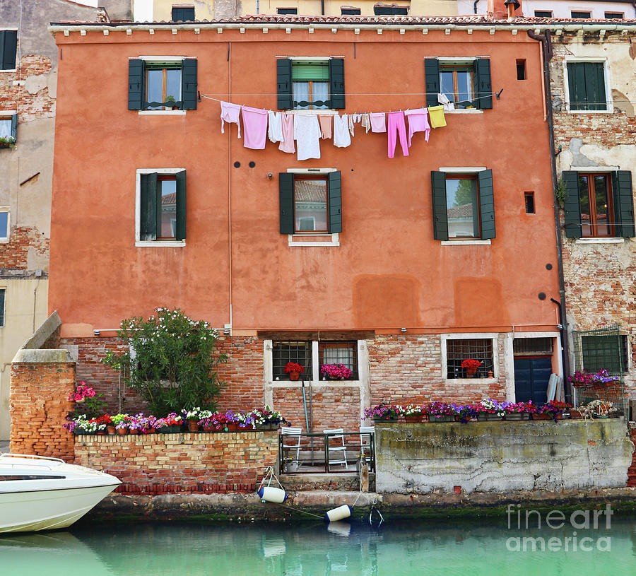 Venice Laundry and Flowers 9267 Photograph by Jack Schultz