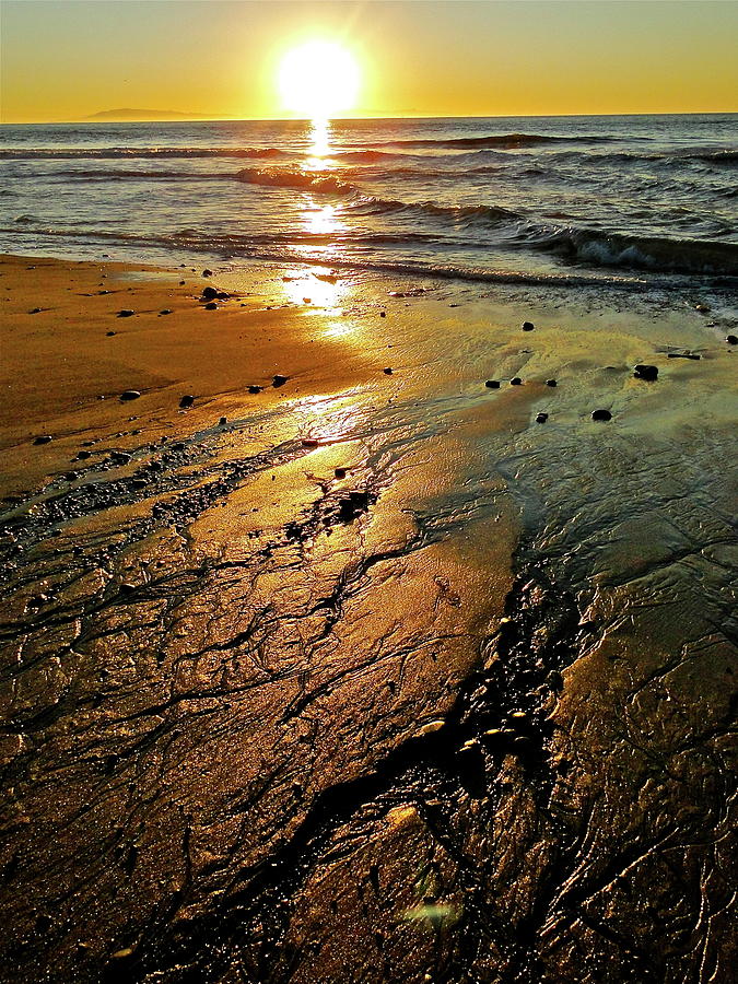 Ventura Beach Winter Sunset Photograph by Liz Vernand