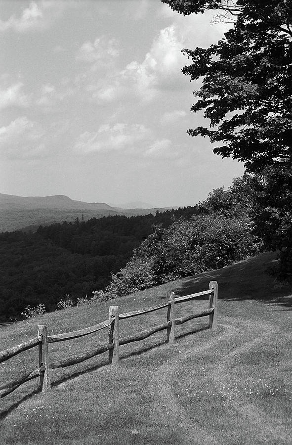 Vermont Countryside 2006 BW Photograph by Frank Romeo