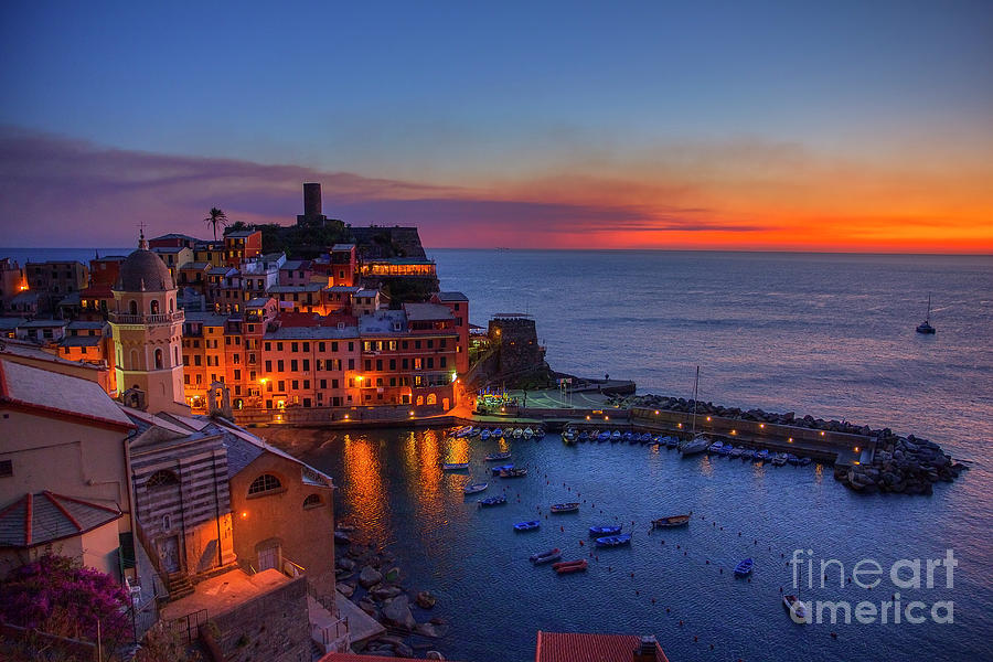 Vernazza Sunset Photograph by Spencer Baugh