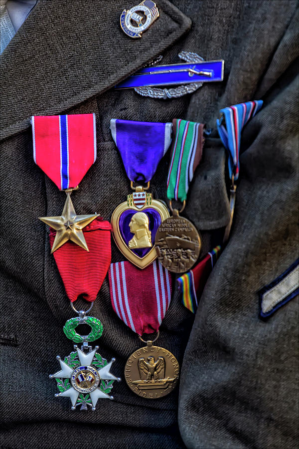 Veterans Day NYC 11_11_16 Medals Photograph by Robert Ullmann