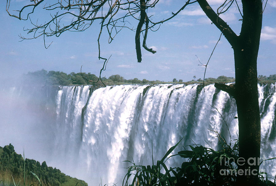 Victoria Falls Photograph by Photo Researchers Inc