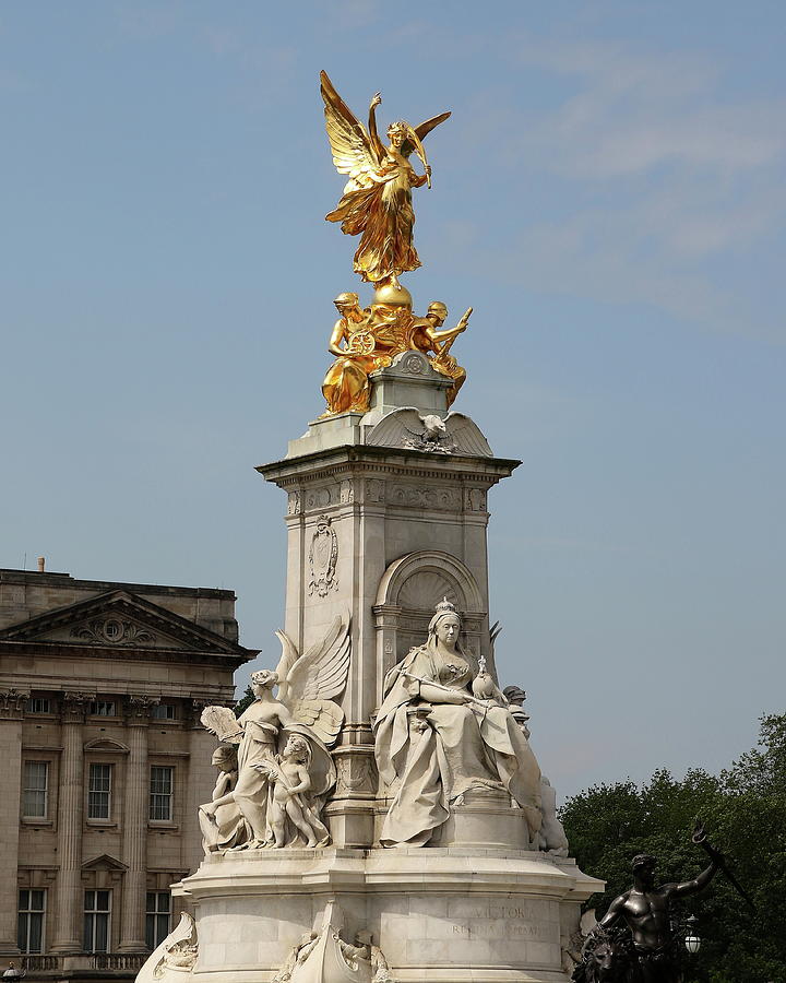 List 103+ Pictures victoria memorial, london photos Superb