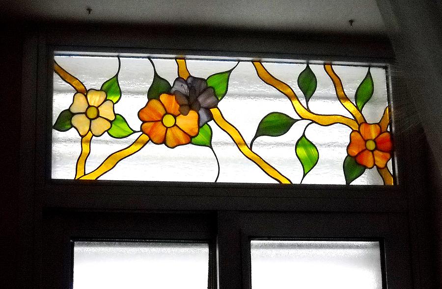 Vidriera flores con mariposa Glass Art by Justyna Pastuszka