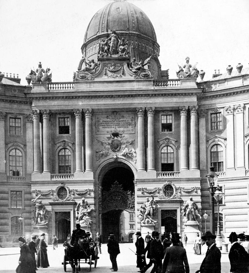 Vienna Austria - Imperial Palace - c 1902 Photograph by International  Images
