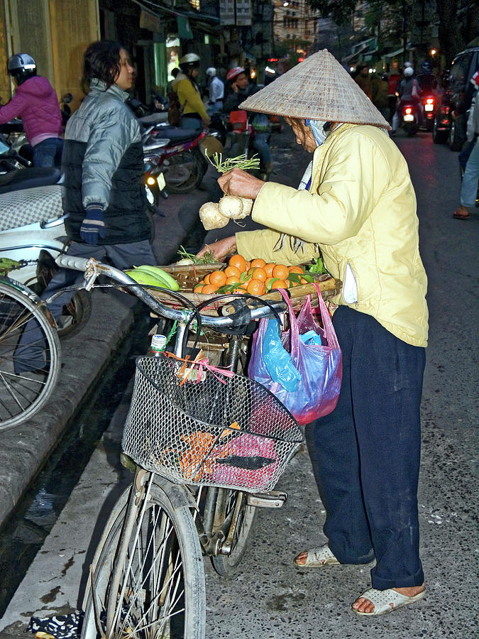 Vietnam Food Vendor Photograph by Sally Weigand