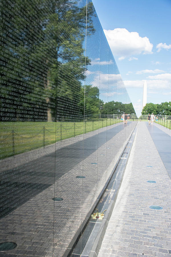 Washington D.c. Photograph - Vietnam Wall by Patrice Hatcher