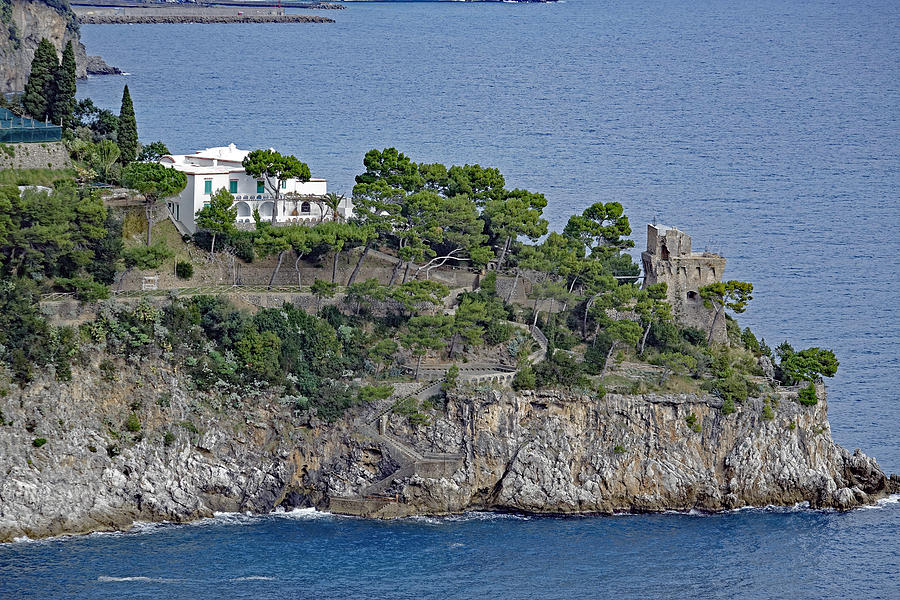 Villa Owned By Sophia Loren On The Amalfi Coast In Italy Photograph by Rick Rosenshein