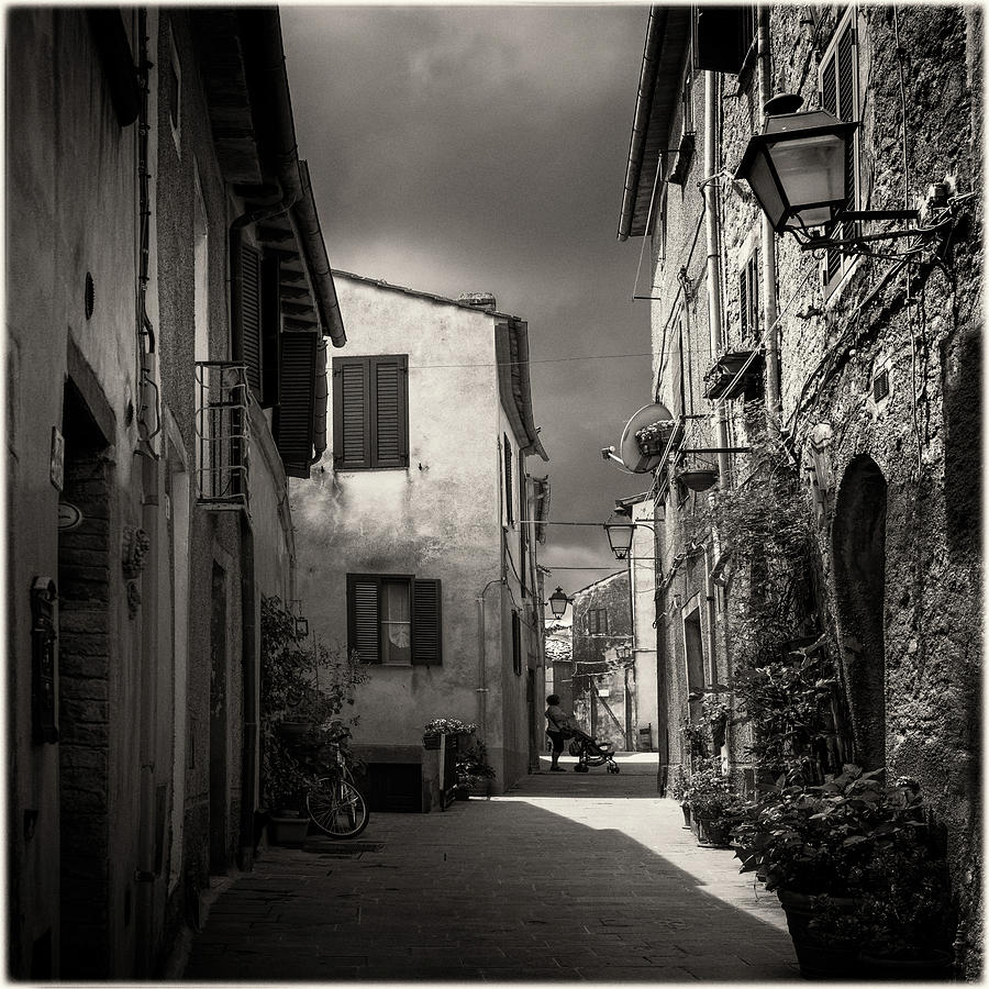 Village street in Scansano, Tuscany Photograph by Peter V Quenter