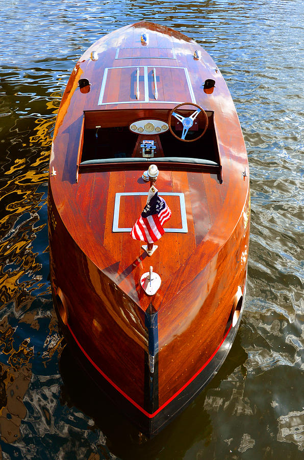 Vintage racing boat Photograph by David Lee Thompson