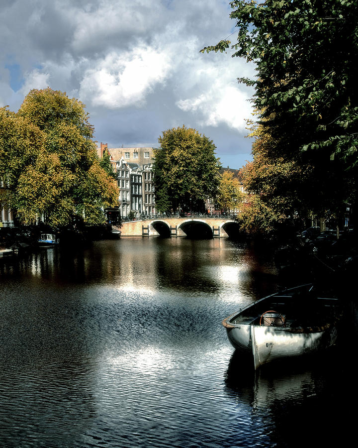 Architecture Photograph - Vintage Amsterdam by Jim Hill