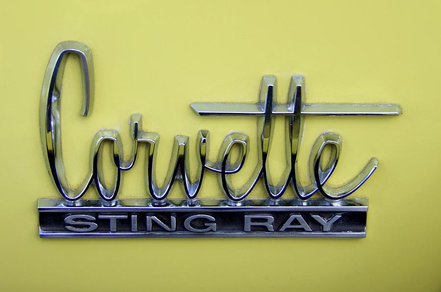 Corvette Photograph - Vintage Corvette Sting Ray Emblem by Mary Deal