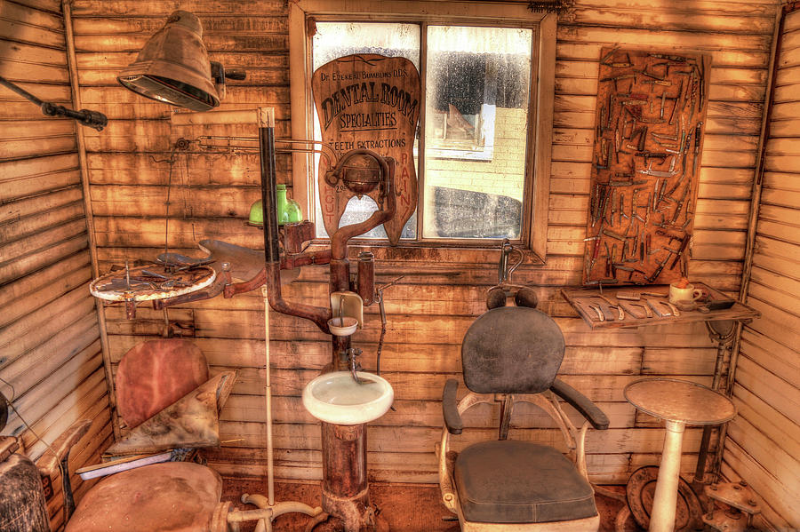 Vintage Dental Room Photograph by Donna Kennedy