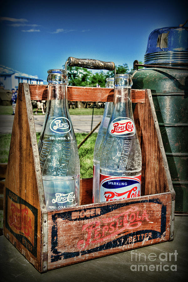 Vintage Double Dot Wooded Pepsi Carrier Photograph by Paul Ward