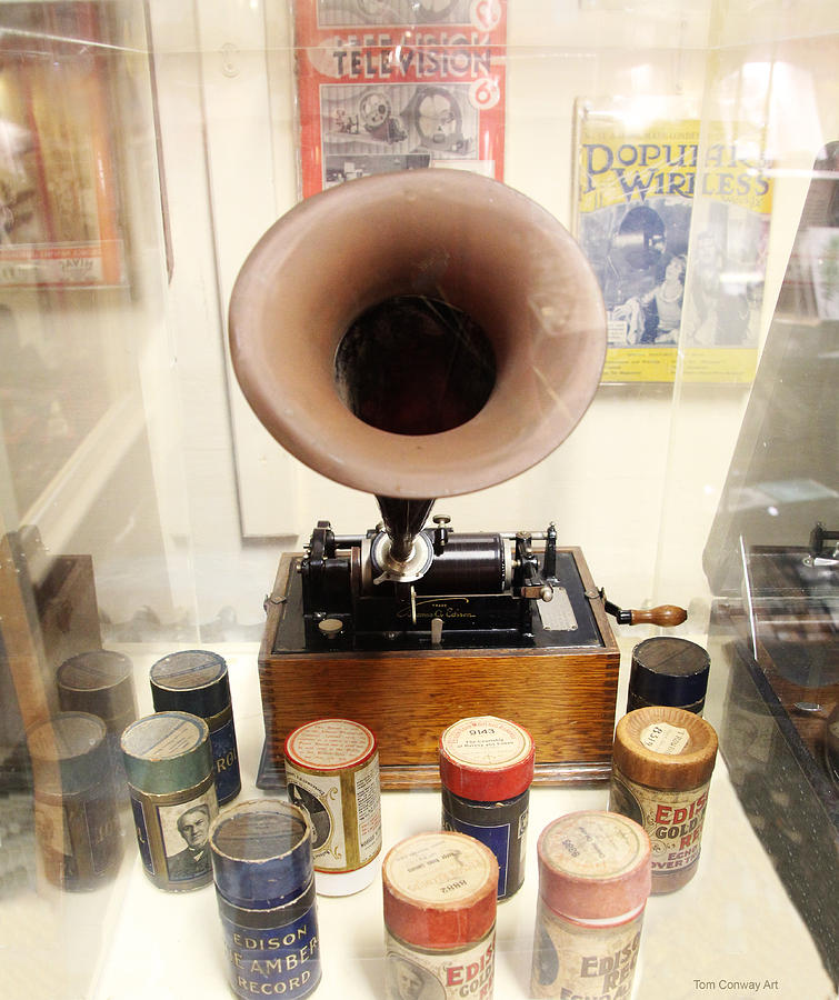 Vintage Edison Cylinder Phonograph  Photograph by Tom Conway