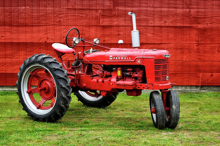 Vintage Farmall Tractor with Barnwood Photograph by Luke Moore