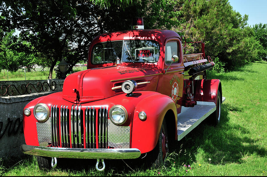 Vintage Fire Truck Photograph by Betty LaRue