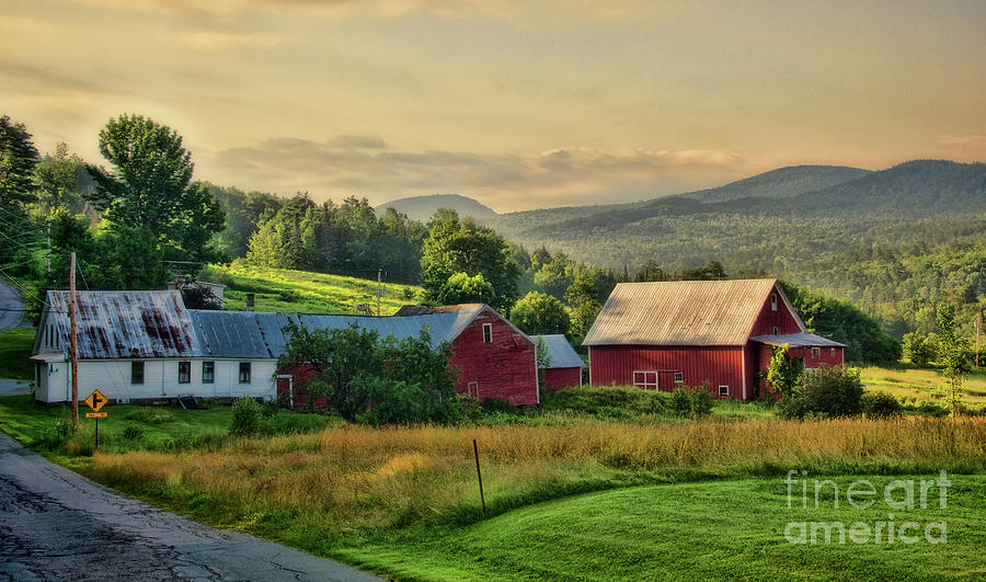 New Hampshire Photograph - Vintage Landaff Morning by Diana Nault