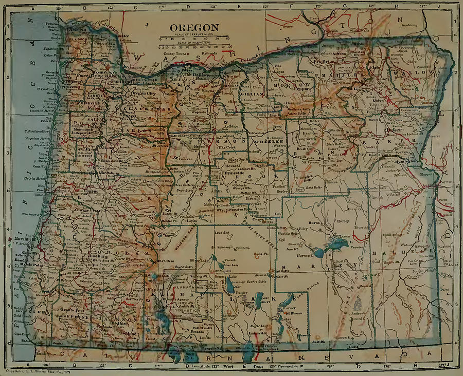 Oregon Map Drawing - Vintage Map of Oregon - 1921 by CartographyAssociates