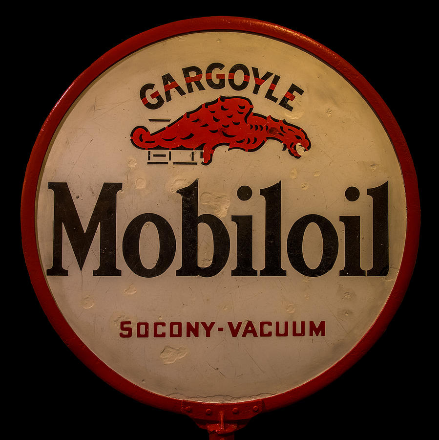 Vintage Mobileoil sign Photograph by Paul Freidlund