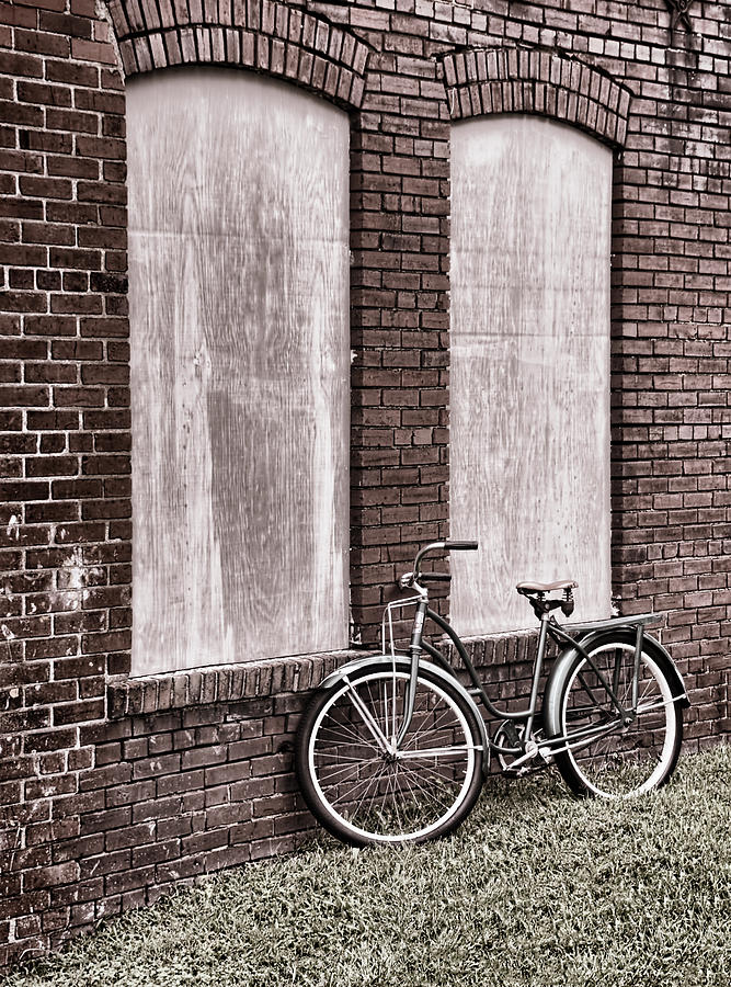 Vintage Montgomery Ward Bicycle 4 - b/w Photograph by Greg Jackson