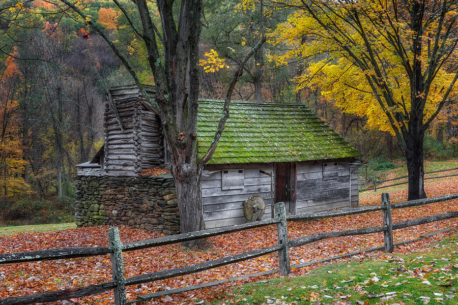 Vintage New England Cabin Photograph by Bill Wakeley