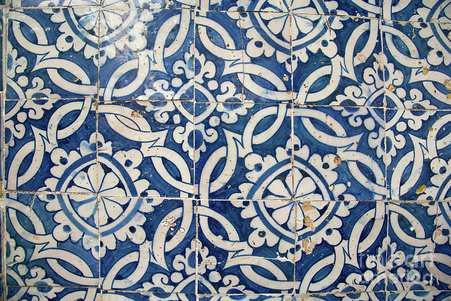 Pattern Photograph - Vintage portuguese azulejo by Gaspar Avila