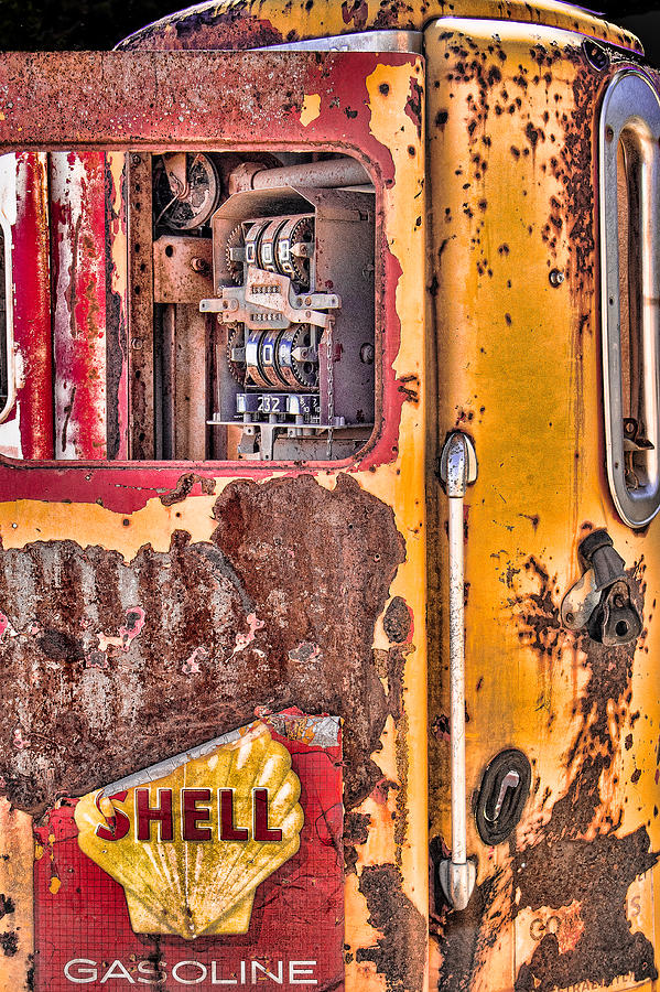Vintage Shell Gasoline Pump Photograph by Steven Bateson