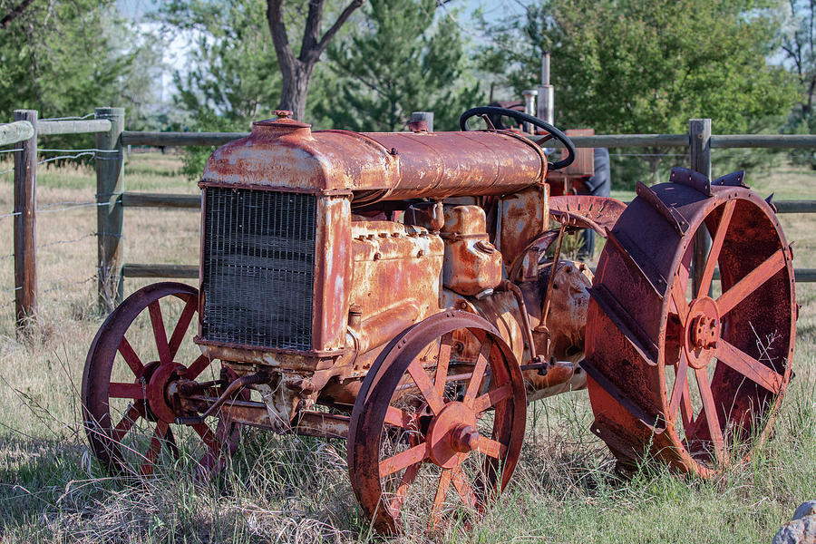 Vintage Tractor Photograph by Lowell Monke - Fine Art America