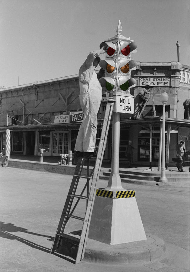 Vintage Traffic Light Photograph by Andrew Fare
