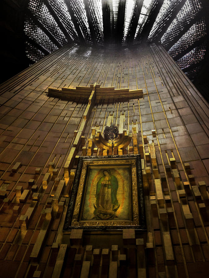Basilica De Guadalupe Photograph - Virgen de Guadalupe 9 by Totto Ponce